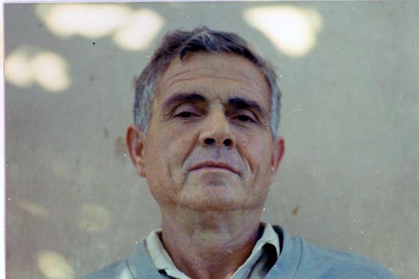 Yiannis Papayiannis the poet_edited-1